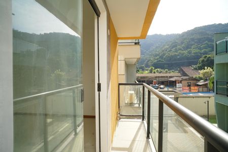 Casa de condomínio para alugar com 118m², 3 quartos e 2 vagas Casa de condomínio para alugar com 118m², 3 quartos e 2 vagasVaranda do Quarto 1