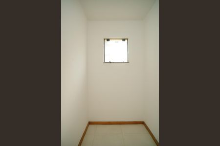 Casa de condomínio para alugar com 118m², 3 quartos e 2 vagas Casa de condomínio para alugar com 118m², 3 quartos e 2 vagasCloset