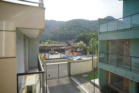 Casa de condomínio para alugar com 118m², 3 quartos e 2 vagas Casa de condomínio para alugar com 118m², 3 quartos e 2 vagasVista da Sacada