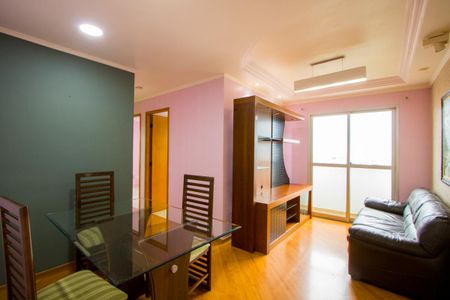 Sala de apartamento para alugar com 3 quartos, 59m² em Vila Valparaíso, Santo André