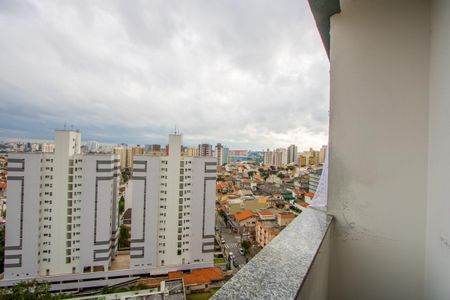 Varanda da sala de apartamento para alugar com 3 quartos, 59m² em Vila Valparaíso, Santo André
