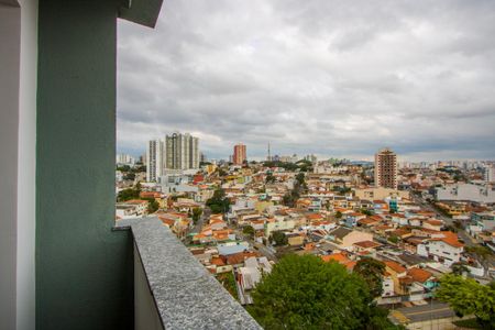 Varanda da sala de apartamento para alugar com 3 quartos, 59m² em Vila Valparaíso, Santo André