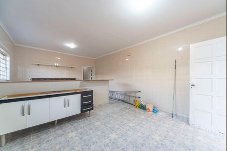 Casa para alugar com 220m², 3 quartos e 3 vagas Casa para alugar com 220m², 3 quartos e 3 vagasCozinha