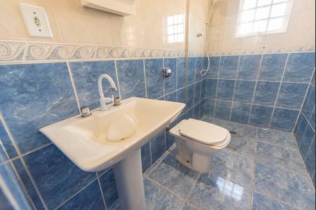 Casa para alugar com 220m², 3 quartos e 3 vagas Casa para alugar com 220m², 3 quartos e 3 vagasBanheiro do Quarto 3
