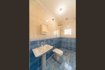 Casa para alugar com 220m², 3 quartos e 3 vagas Casa para alugar com 220m², 3 quartos e 3 vagasBanheiro do Quarto 3