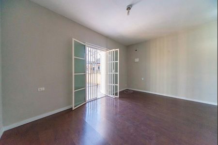 Casa para alugar com 220m², 3 quartos e 3 vagas Casa para alugar com 220m², 3 quartos e 3 vagasQuarto 3