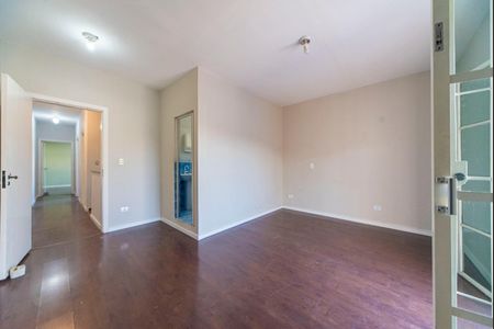 Casa para alugar com 220m², 3 quartos e 3 vagas Casa para alugar com 220m², 3 quartos e 3 vagasQuarto 3