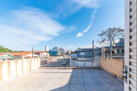 Casa para alugar com 220m², 3 quartos e 3 vagas Casa para alugar com 220m², 3 quartos e 3 vagasVaranda do Quarto 3