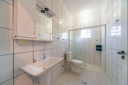 Casa para alugar com 220m², 3 quartos e 3 vagas Casa para alugar com 220m², 3 quartos e 3 vagasBanheiro