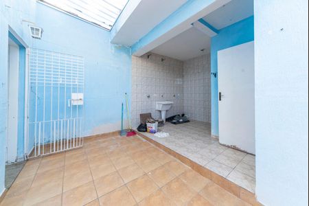 Casa para alugar com 220m², 3 quartos e 3 vagas Casa para alugar com 220m², 3 quartos e 3 vagasQuintal