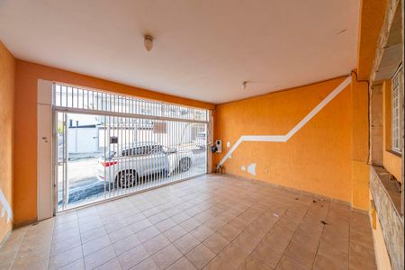 Casa para alugar com 220m², 3 quartos e 3 vagas Casa para alugar com 220m², 3 quartos e 3 vagasGaragem
