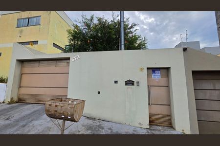 Casa à venda com 200m², 4 quartos e 3 vagas