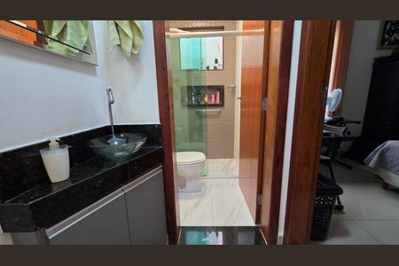 Casa à venda com 200m², 4 quartos e 3 vagas