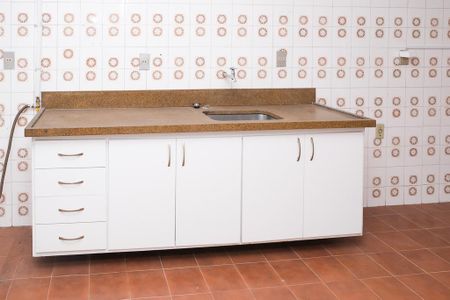 Apartamento para alugar com 131m², 3 quartos e 1 vaga