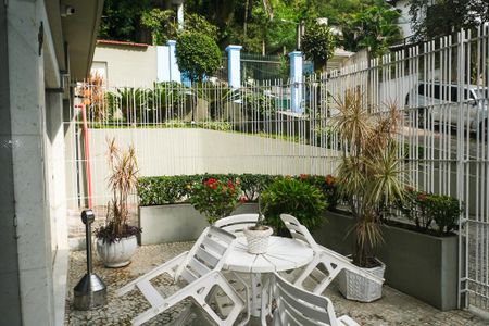 Apartamento para alugar com 131m², 3 quartos e 1 vaga