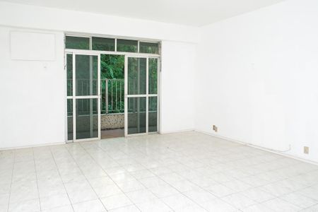 Apartamento para alugar com 3 quartos, 131m² em Centro, Nova Iguaçu