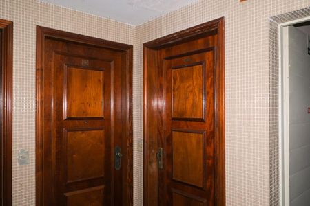 Apartamento para alugar com 131m², 3 quartos e 1 vaga