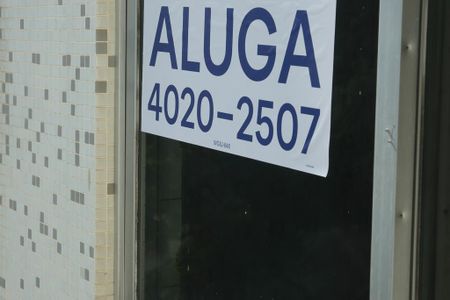 Apartamento para alugar com 131m², 3 quartos e 1 vaga