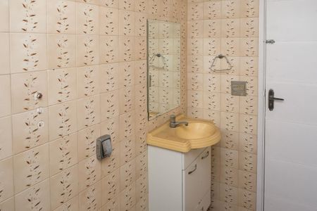 Apartamento para alugar com 131m², 3 quartos e 1 vaga
