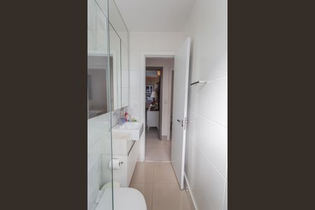 Apartamento à venda com 85m², 3 quartos e 2 vagas Apartamento à venda com 85m², 3 quartos e 2 vagasBanheiro Social