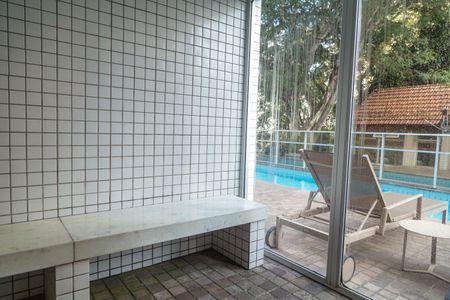 Apartamento à venda com 85m², 3 quartos e 2 vagas Apartamento à venda com 85m², 3 quartos e 2 vagasÁrea comum - Sauna