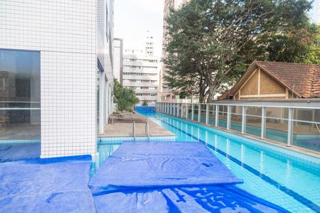 Apartamento à venda com 85m², 3 quartos e 2 vagas Apartamento à venda com 85m², 3 quartos e 2 vagasÁrea comum - Piscina