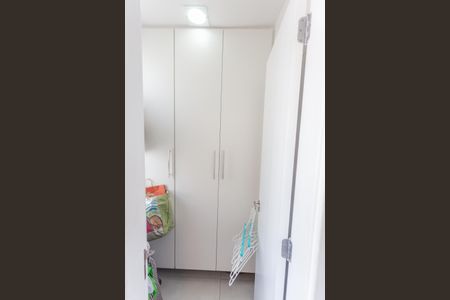 Apartamento à venda com 85m², 3 quartos e 2 vagas Apartamento à venda com 85m², 3 quartos e 2 vagasDespensa