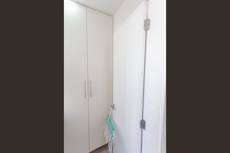 Apartamento à venda com 85m², 3 quartos e 2 vagas Apartamento à venda com 85m², 3 quartos e 2 vagasDespensa