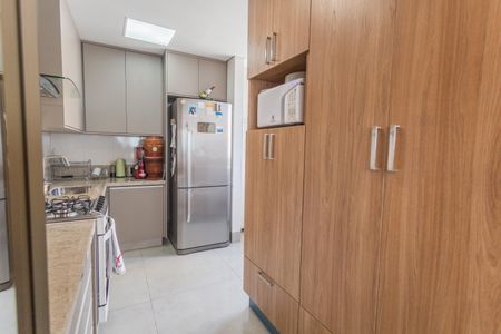 Apartamento à venda com 85m², 3 quartos e 2 vagas Apartamento à venda com 85m², 3 quartos e 2 vagasCozinha