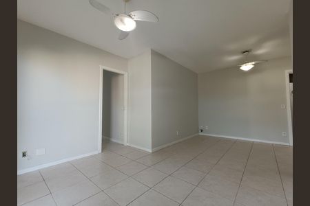 Apartamento para alugar com 77m², 2 quartos e 1 vaga Apartamento para alugar com 77m², 2 quartos e 1 vagaSALA