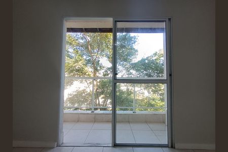 Apartamento para alugar com 77m², 2 quartos e 1 vaga Apartamento para alugar com 77m², 2 quartos e 1 vagaVARANDA