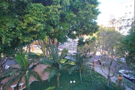Quarto 3 - Vista de apartamento para alugar com 3 quartos, 82m² em Cristo Redentor, Porto Alegre