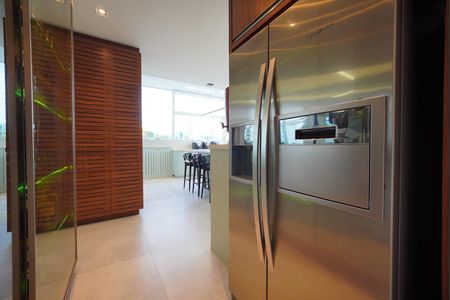 Apartamento para alugar com 272m², 4 quartos e 4 vagasCozinha