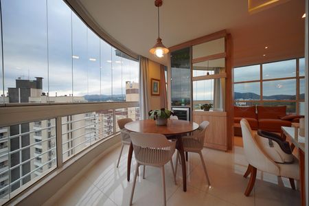 Sala de apartamento para alugar com 4 quartos, 272m² em Agronômica, Florianópolis