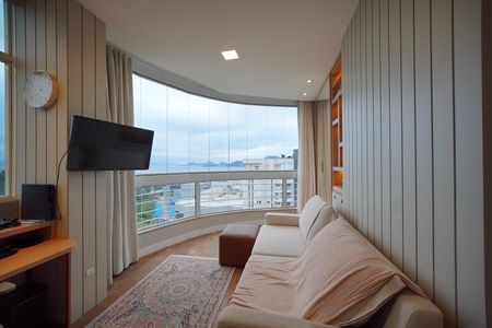 Apartamento para alugar com 272m², 4 quartos e 4 vagasSuíte/Escritório 2
