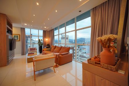 Sala de apartamento para alugar com 4 quartos, 272m² em Agronômica, Florianópolis