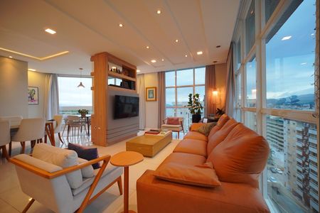 Apartamento para alugar com 272m², 4 quartos e 4 vagasSala