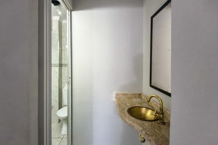 Apartamento para alugar com 65m², 2 quartos e 1 vaga Apartamento para alugar com 65m², 2 quartos e 1 vagaBanheiro