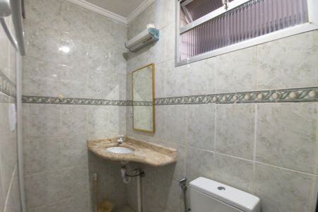 Apartamento para alugar com 65m², 2 quartos e 1 vaga Apartamento para alugar com 65m², 2 quartos e 1 vagaBanheiro da Suíte