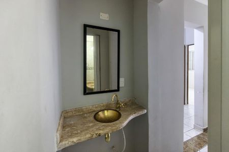 Apartamento para alugar com 65m², 2 quartos e 1 vaga Apartamento para alugar com 65m², 2 quartos e 1 vagaBanheiro
