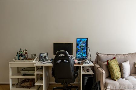 Apartamento à venda com 70m², 2 quartos e 1 vaga Apartamento à venda com 70m², 2 quartos e 1 vagaSala