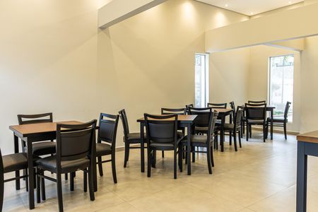 Apartamento à venda com 70m², 2 quartos e 1 vaga Apartamento à venda com 70m², 2 quartos e 1 vagaÁrea de Serviço - Salão de Festas