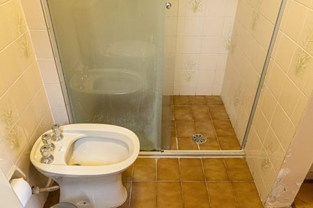 Apartamento à venda com 70m², 2 quartos e 1 vaga Apartamento à venda com 70m², 2 quartos e 1 vagaBanheiro da Suíte