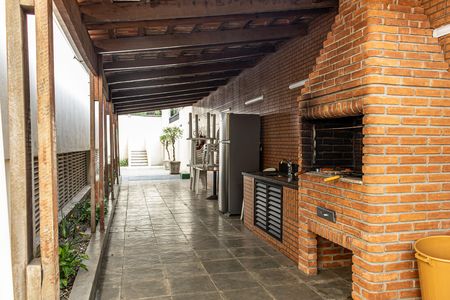 Apartamento à venda com 70m², 2 quartos e 1 vaga Apartamento à venda com 70m², 2 quartos e 1 vagaÁrea de Serviço - Churrasqueira