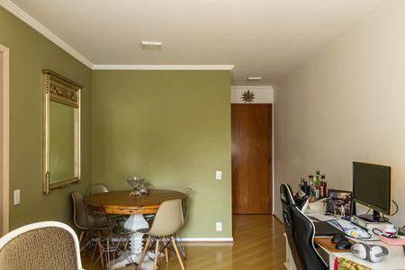 Sala de apartamento à venda com 2 quartos, 70m² em Campo Belo, São Paulo