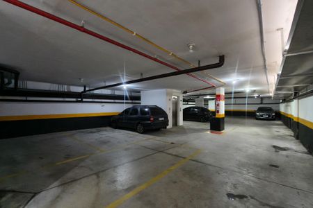 Apartamento para alugar com 42m², 1 quarto e 1 vaga Apartamento para alugar com 42m², 1 quarto e 1 vagaGaragem