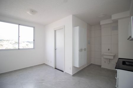 Apartamento para alugar com 36m², 2 quartos e sem vaga Apartamento para alugar com 36m², 2 quartos e sem vagaSala