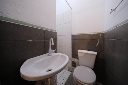 Banheiro de casa para alugar com 1 quarto, 49m² em Jardim Matarazzo, São Paulo