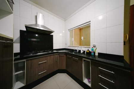 Casa de condomínio à venda com 88m², 2 quartos e 1 vaga Casa de condomínio à venda com 88m², 2 quartos e 1 vagaCozinha