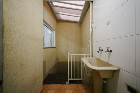 Casa de condomínio à venda com 88m², 2 quartos e 1 vaga Casa de condomínio à venda com 88m², 2 quartos e 1 vagaÁrea de Serviço